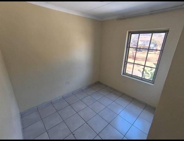 3 BEDROOM PROPERTY TO RENT IN MURRAYFIELD